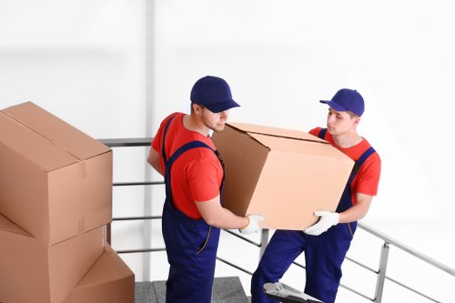 Removalists navigating apartment access and parking challenges in Maryland