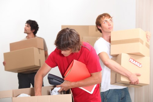 Van removal service for apartment and townhouse moves
