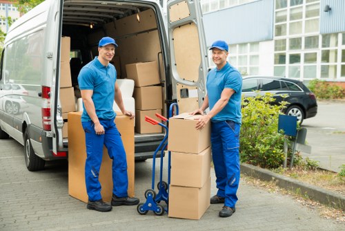 Reliable man with van Maryland service for local transport