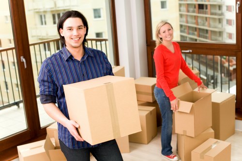 Commercial moving truck service for Maryland businesses